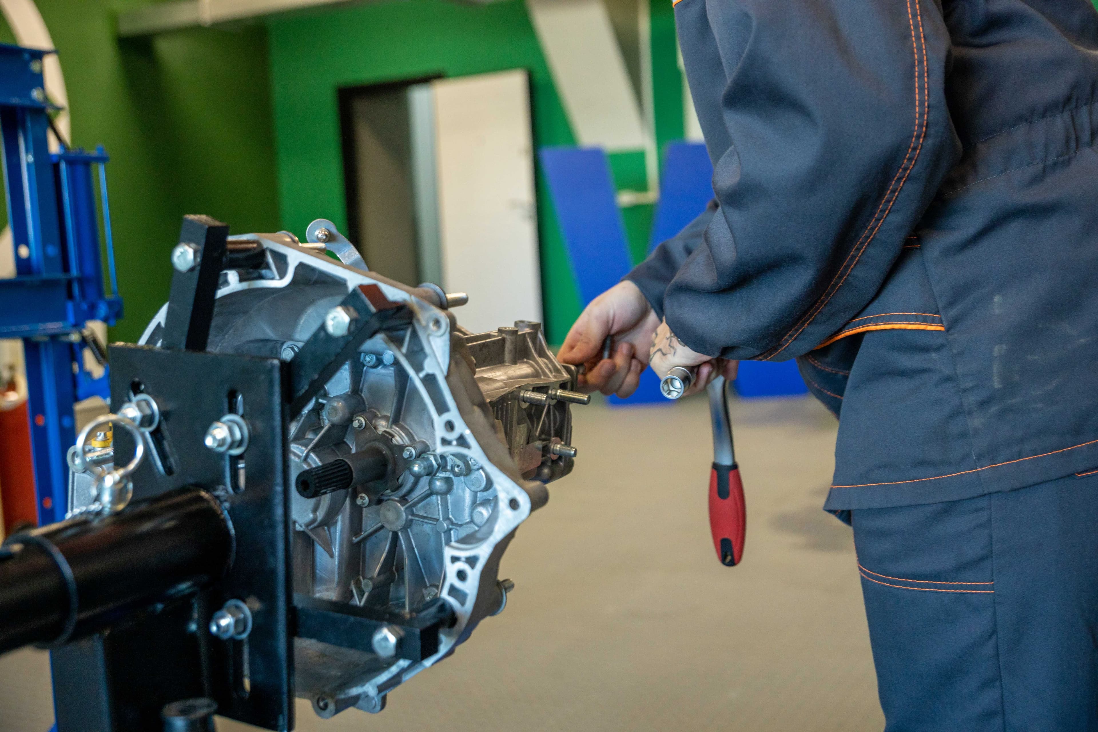 Transmission Repair in Bakersfield & Kern County